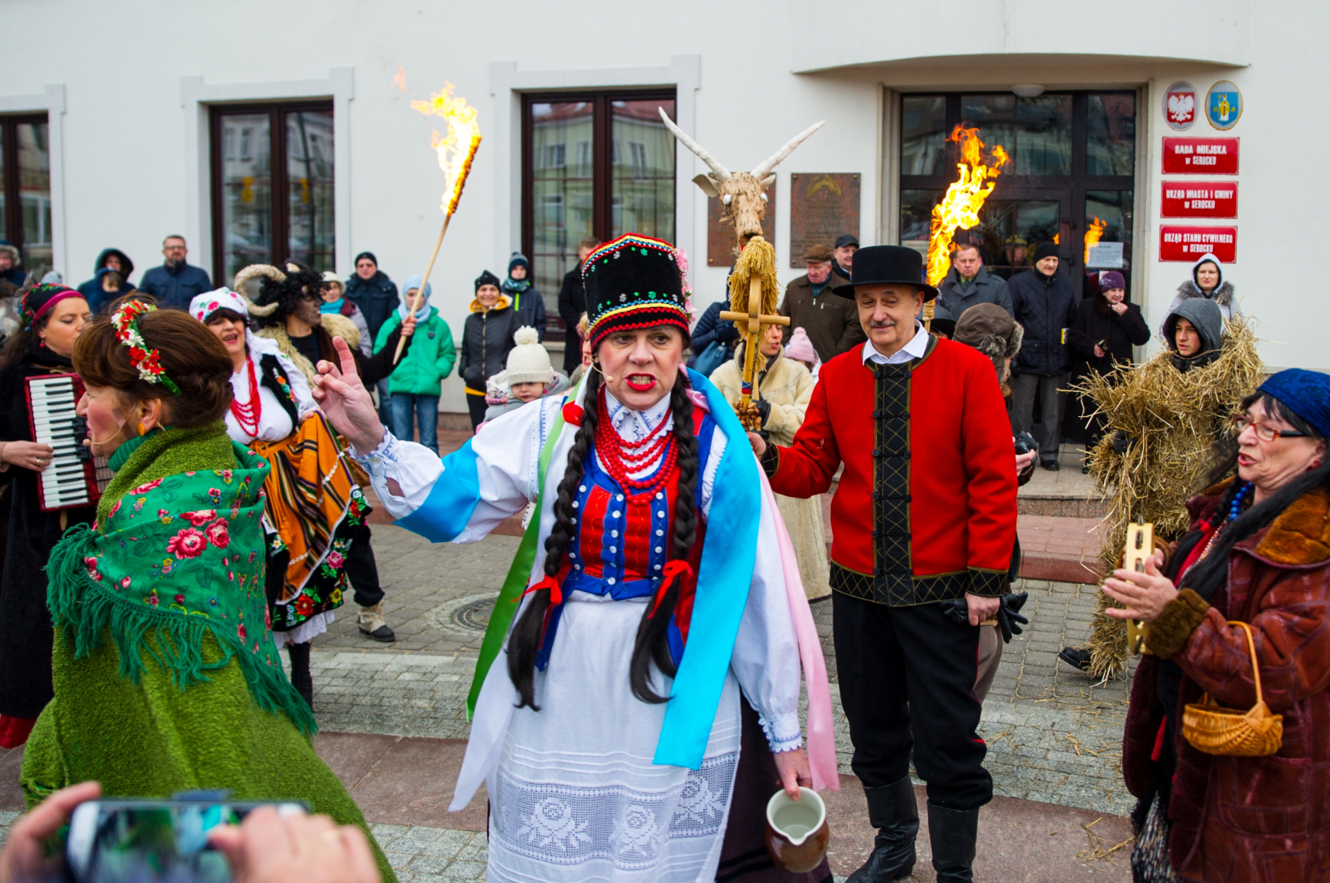 Rola Folklora – czyli serockie poszukiwanie ludowej obrzędowości i gawędy o dawnych zwyczajach.